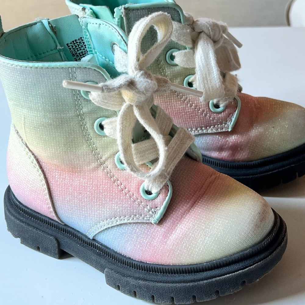 Cat & Jack Rainbow Sparkle Boots SZ 7 Durable Sole Stylish Design